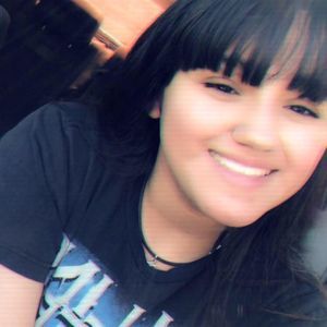 Meet your Posher, Abigail